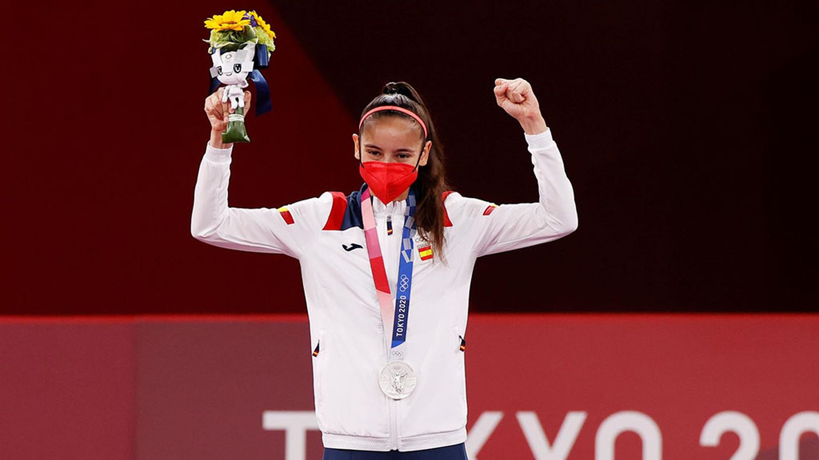 tapa  medalla adriana crezo