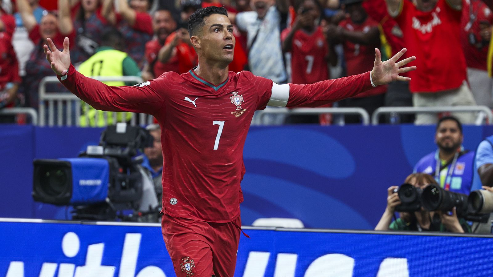 Ronaldo marca en su sexto Mundial