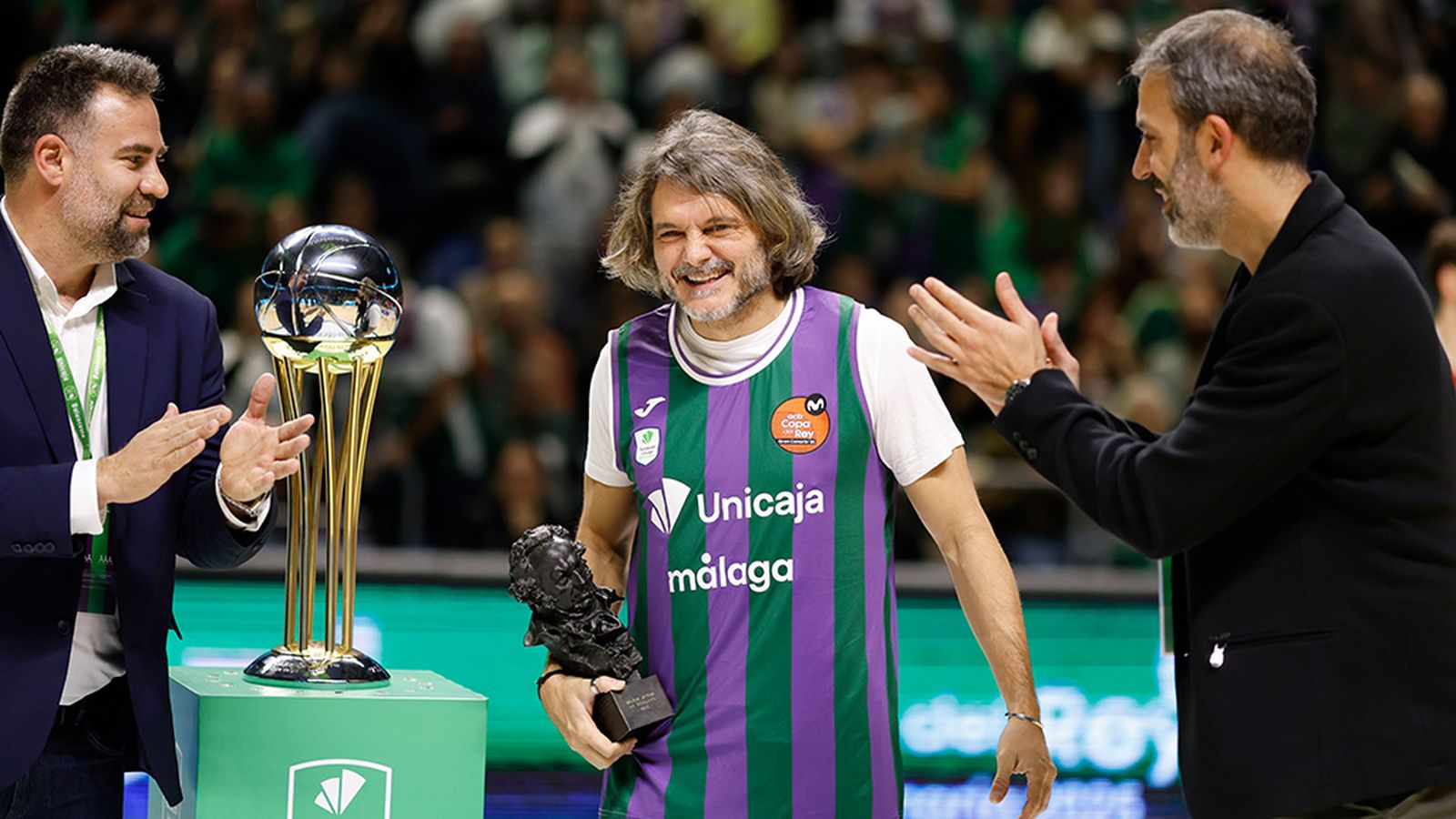 Salva Reina celebra con el Goya la Copa del Rey de Unicaja