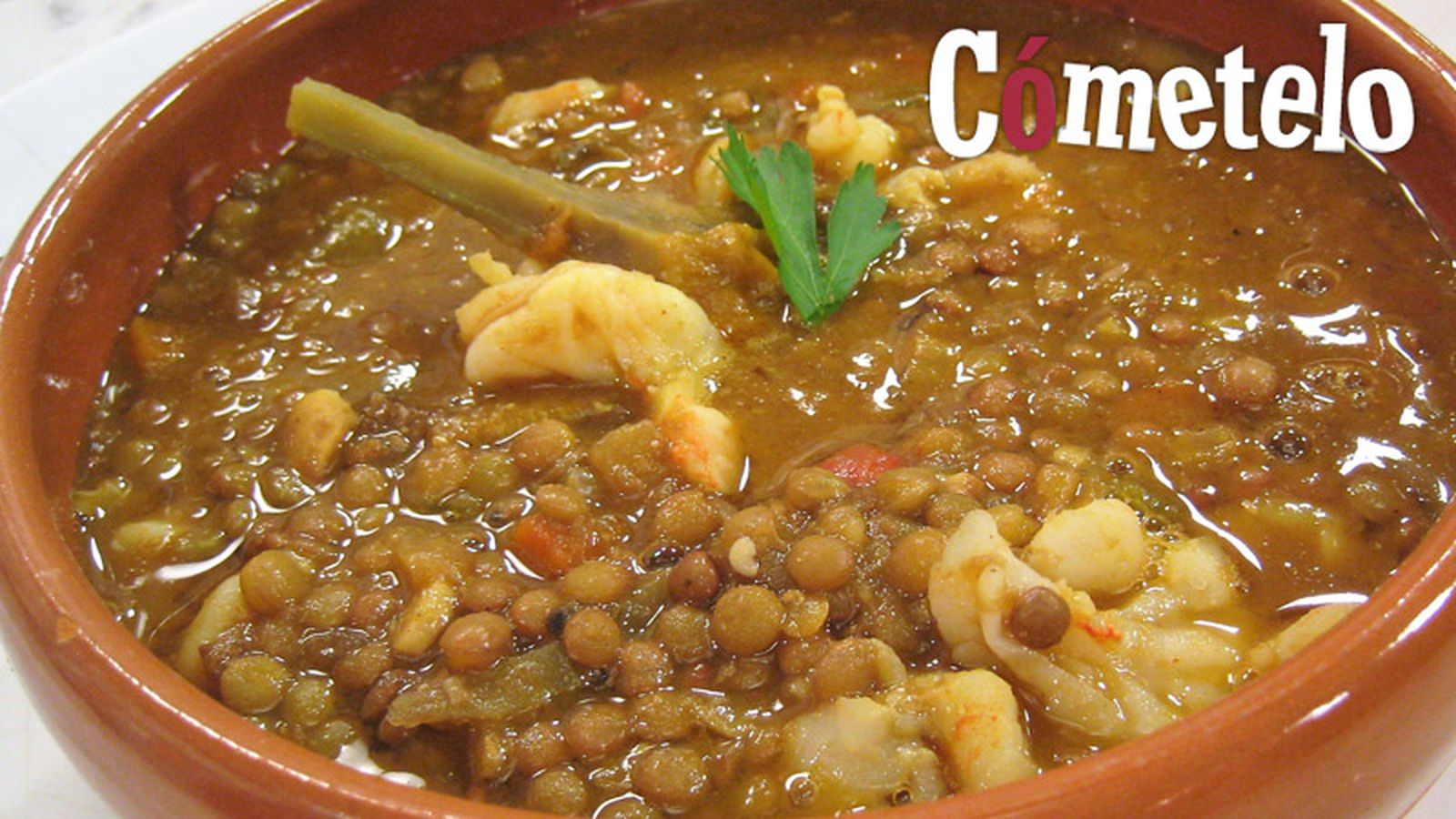 800x450 Cómetelo (lentejas con alcachofas y langostinos)