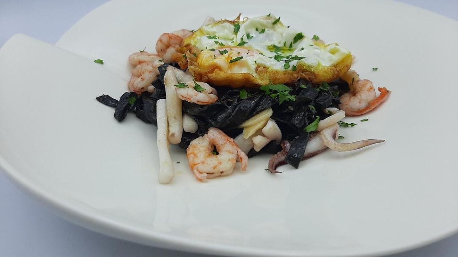Cometelo, Calamares ajo perejil, 25 julio