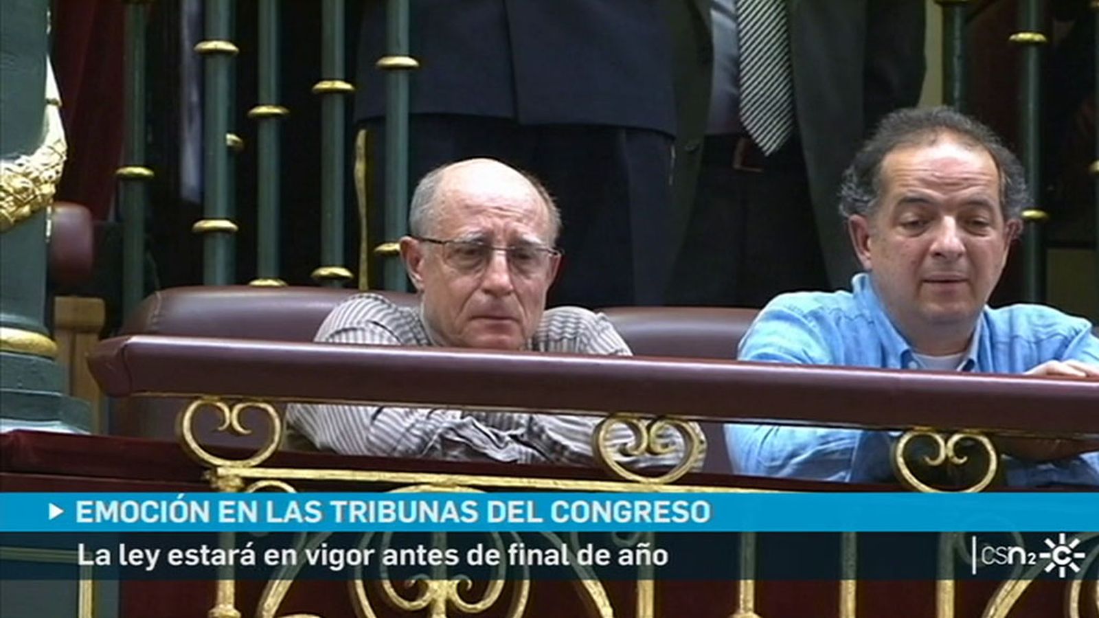 TAPA TRIBUNA