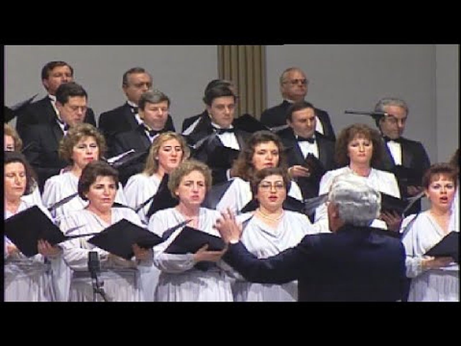 Himno de Andalucía interpretado por una Coral