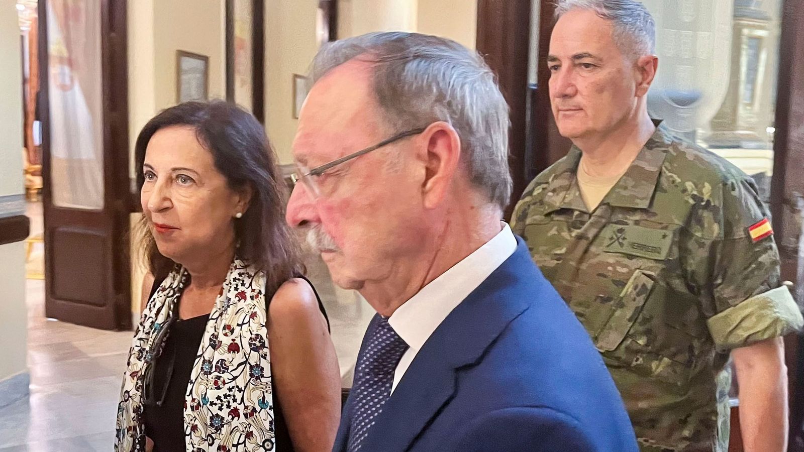 La ministra de Defensa se ha reunido este miércoles con el presidente de Ceuta